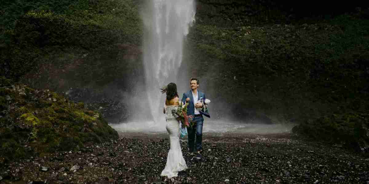 The Ultimate Guide to a Waterfall Elopement