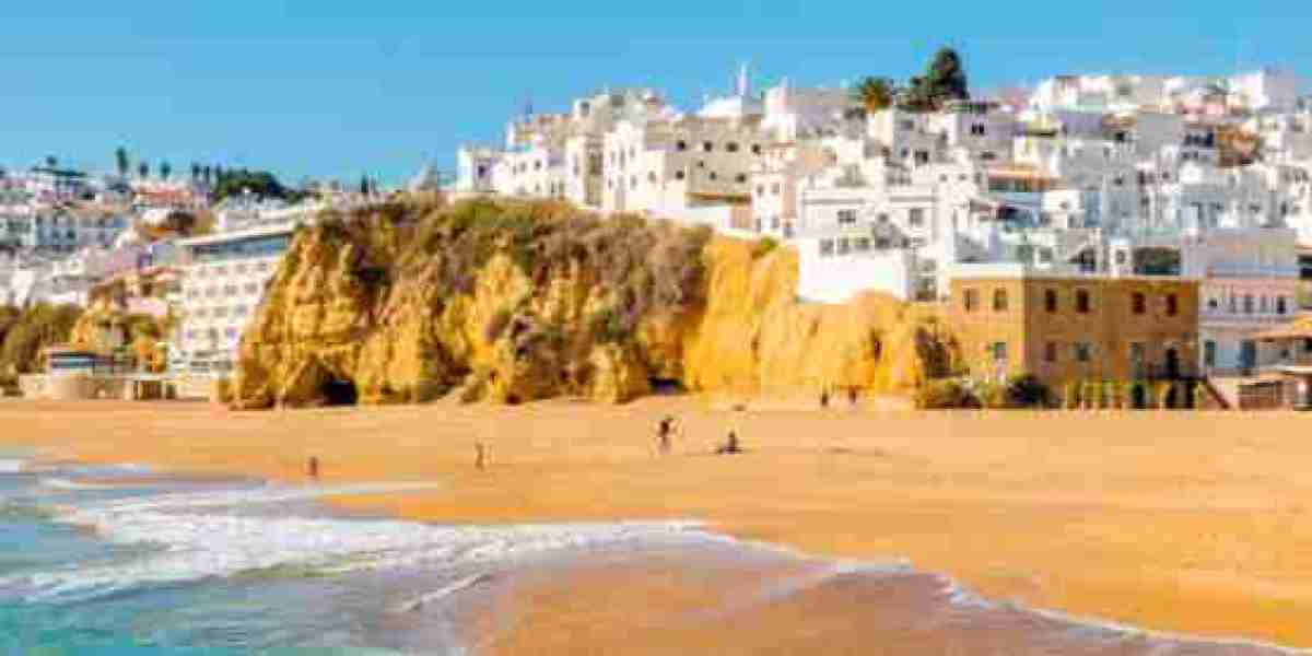 Algarve Travel Guide: Explore Portugal’s Stunning Southern Coast